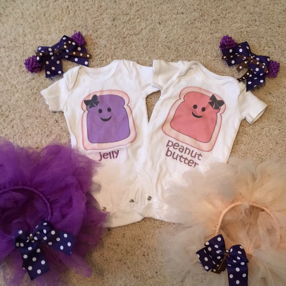 Twin Peanut Butter and Jelly Outfits